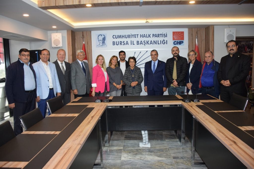 CHP İl Başkanlığı ve siyaset müzesi ziyaretinde anılar yeniden canlandı  ÖZDEN TOKER’DEN DUYGULU ZİYARET