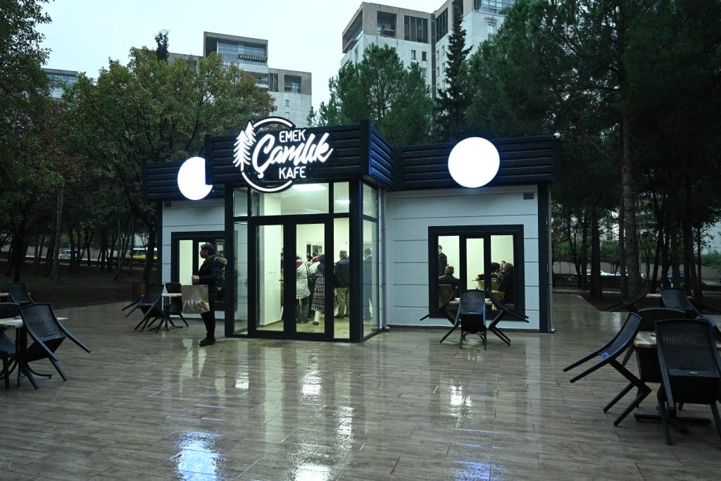 Çamlık Parkı Emek’e yakıştı