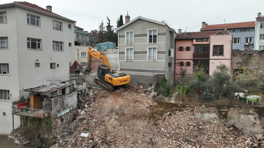 Riskli yapılar ortadan kaldırılıyor