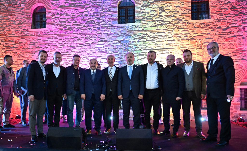 Bursa’da tarih değerini buluyor