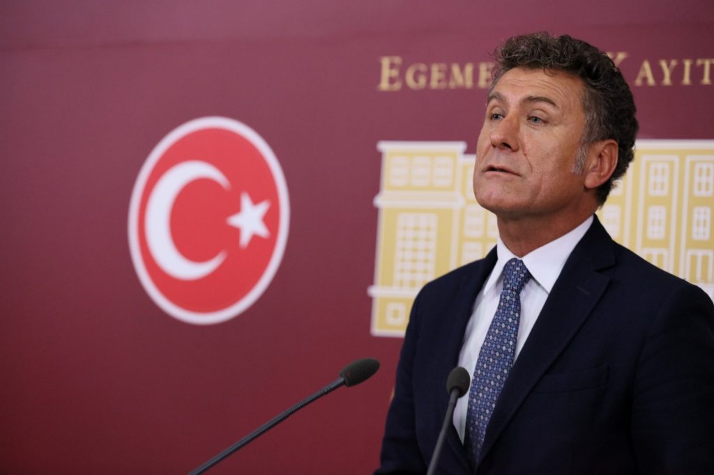 “TEK ADAM” DÖNEMİNDE ÇİFTÇİ BORÇLARI 4 KAT ARTTI