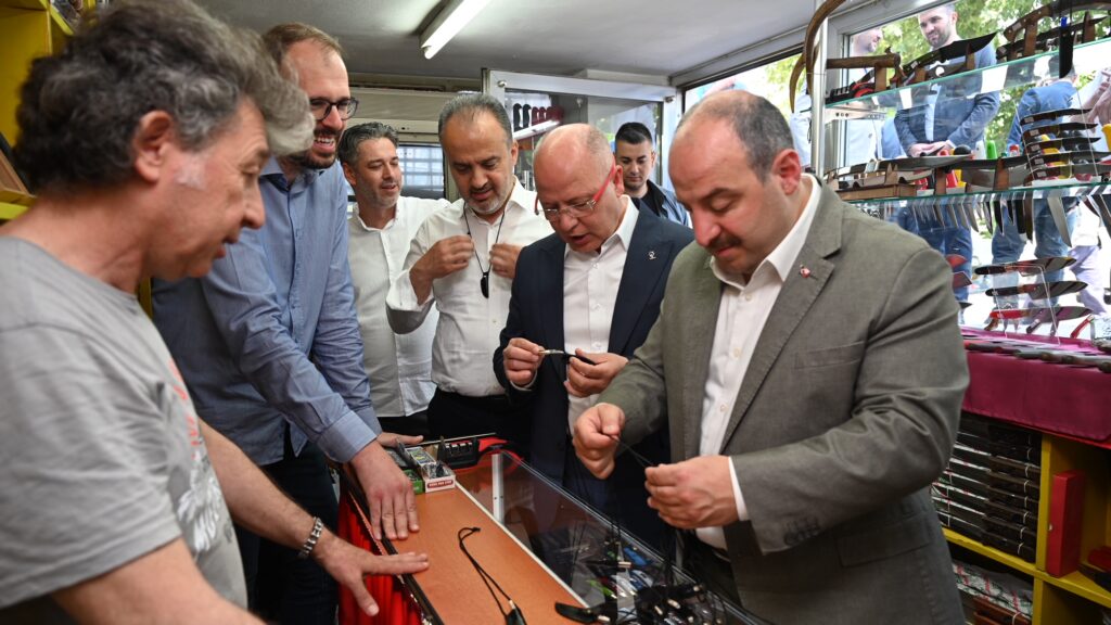 Bıçakçılarda bayram telaşı