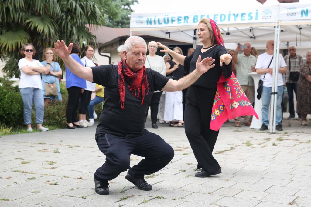 Olgunlardan gençleri kıskandıracak performans