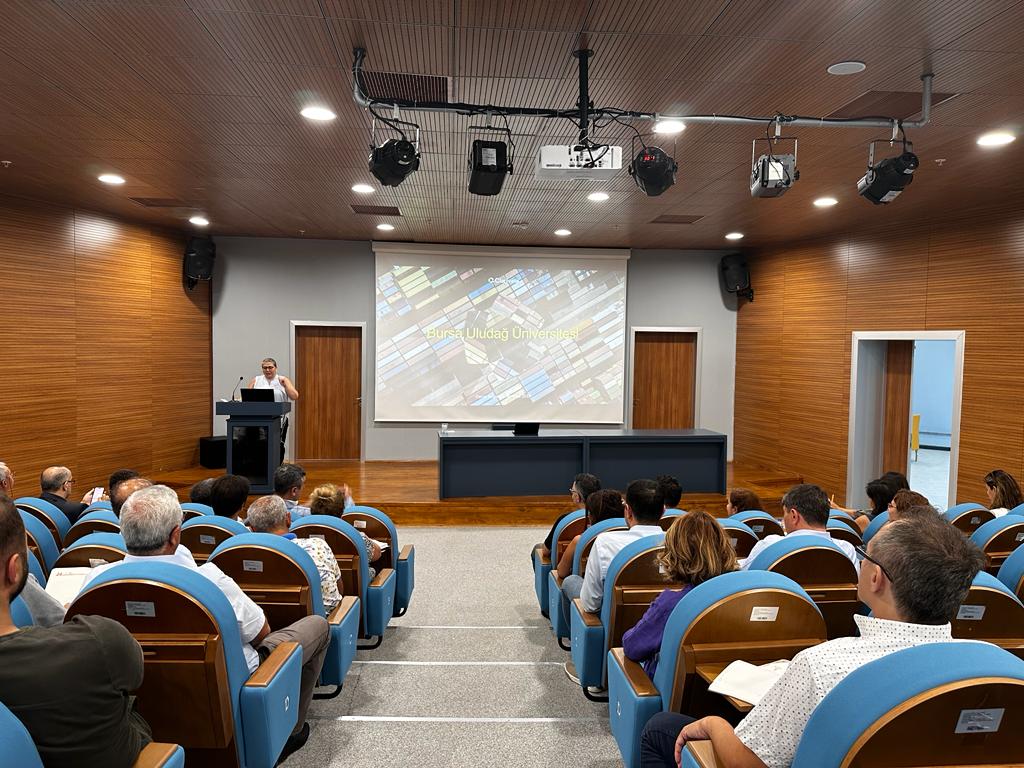 BUÜ, akademik performansa odaklandı