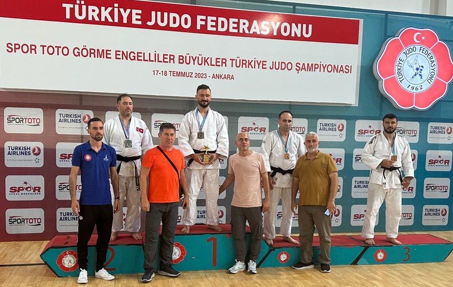 Nilüferli Milli Judocu Türkiye Şampiyonu Oldu