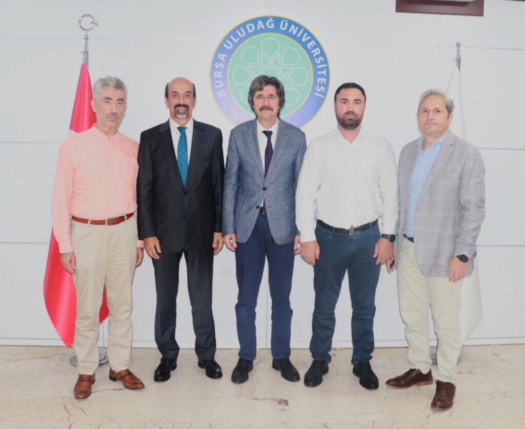 ARTKAFKON’DAN BUÜ REKTÖRÜ PROF. DR. FERUDUN YILMAZ’A  ZİYARET