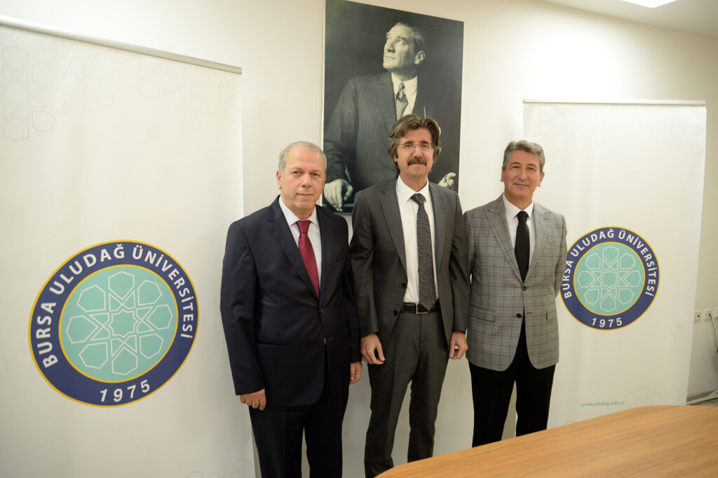 İnegöl İşletme Fakültesi’nde yeni Dekan Prof. Dr. Orhan Bozkurt oldu