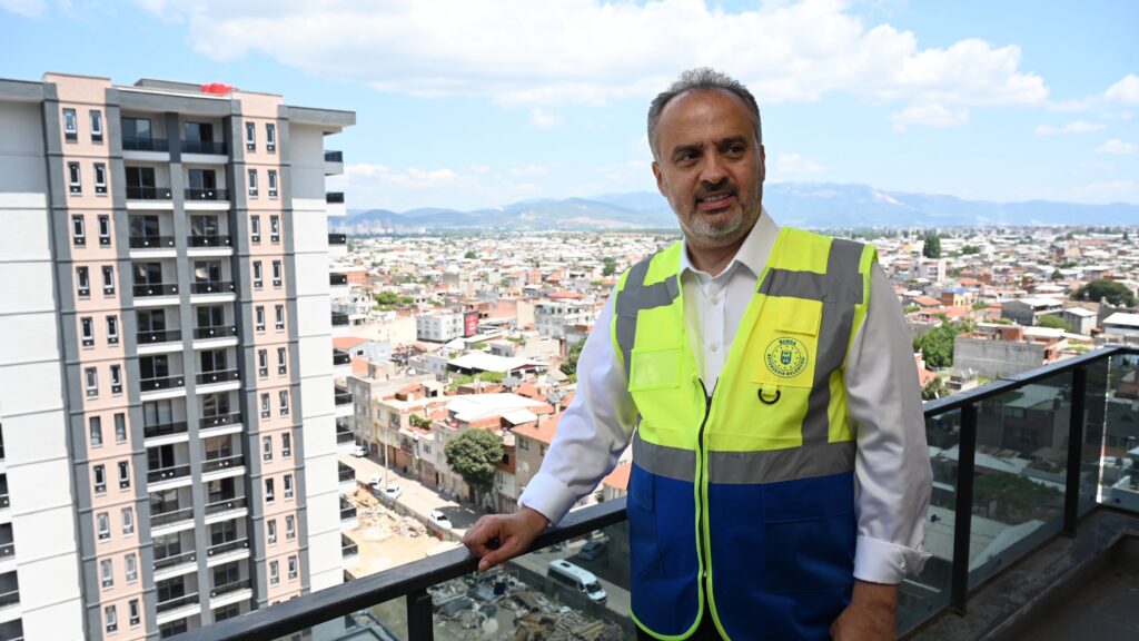 Riskli yapılar kalkıyor, vitrin yenileniyor