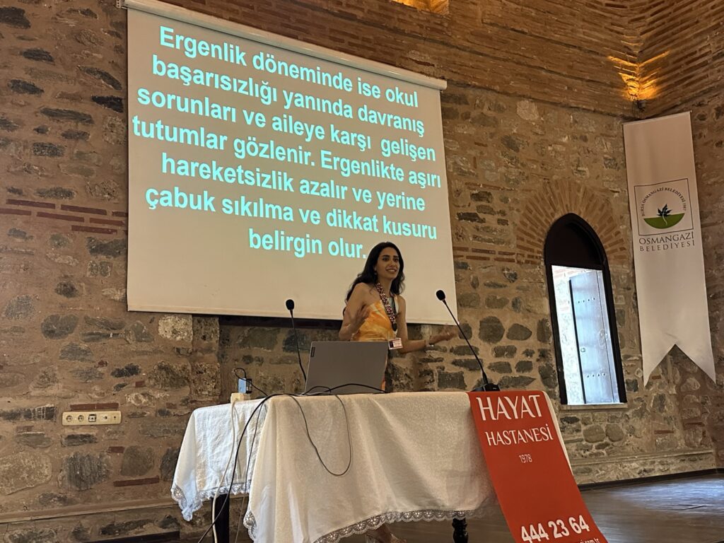AŞIRI HAREKETLİ VE SABIRSIZ ÇOCUKLARA DİKKAT…