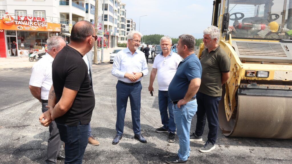 Nilüfer’de asfalt seferberliği devam ediyor