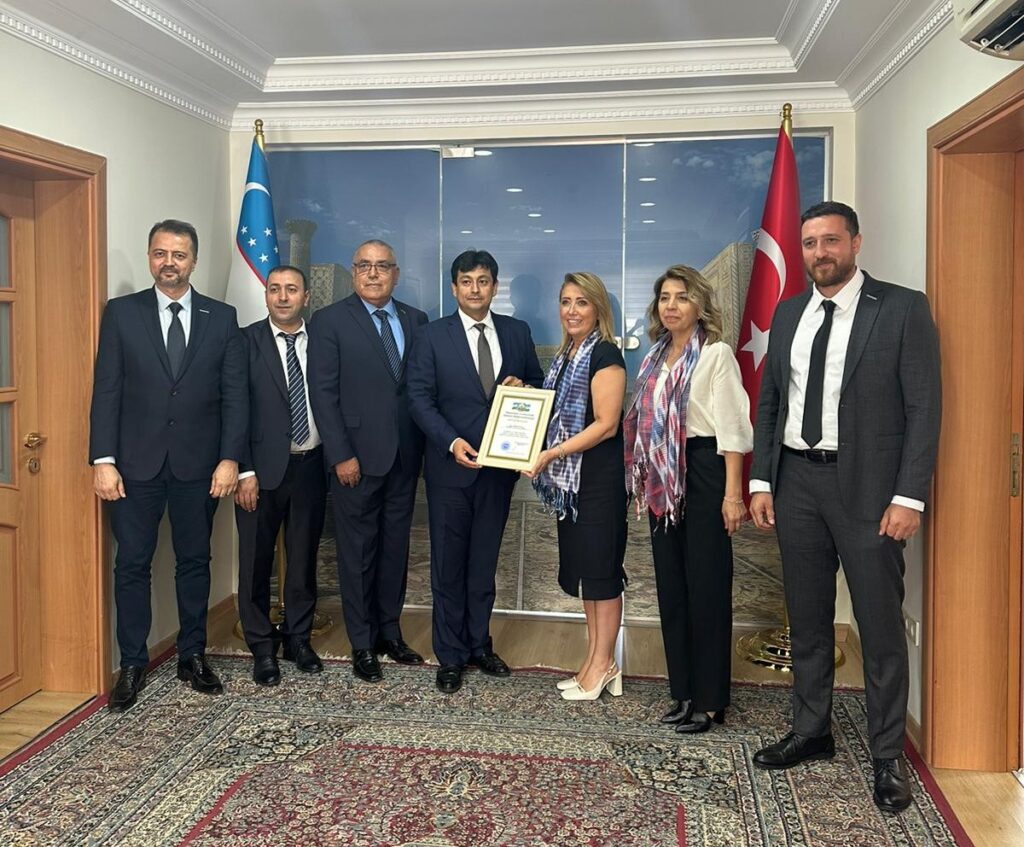 ÖZBEKİSTAN’DAN TEKSİDER’E “ONUR BELGESİ”