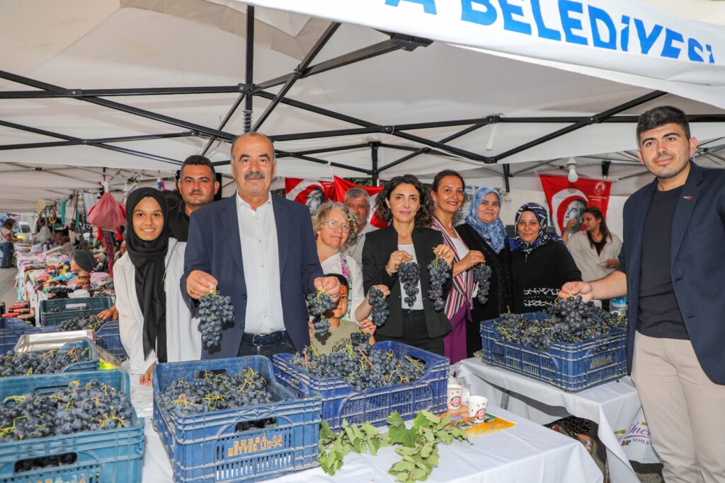 ÇAĞRIŞAN BAĞBOZUMU ŞENLİĞİ’NDE BULUŞTU