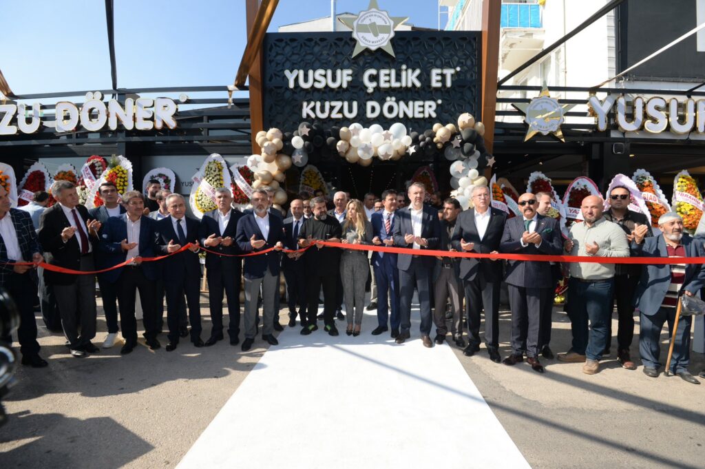 Yusuf Çelik’ten lezzet dolu açılış