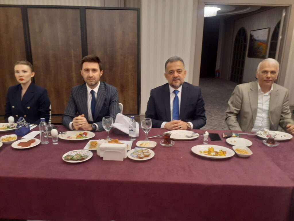 Serkan Işık Adaylığını Açıkladı
