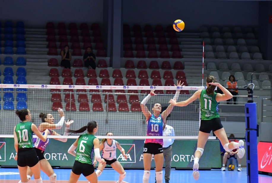 Nilüfer çeyrek final biletini kaptı
