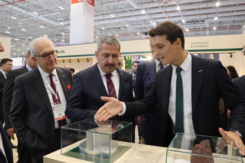 Yeşilova, inovatif ürünlerini  Aluexpo Fuarı’nda sergiledi
