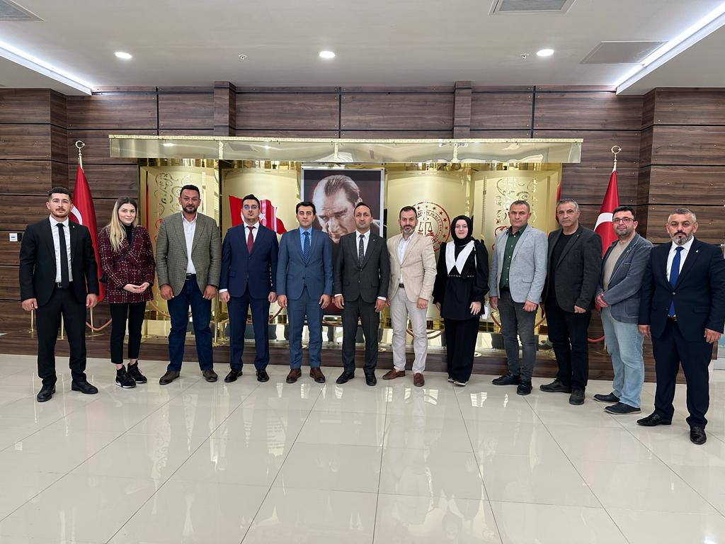AK PARTİ GEMLİK YENİ YÖNETİMİ ZİYARETLERE HIZ VERDİ