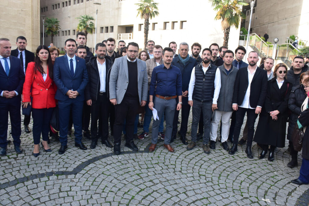 CHP’Lİ GENÇLER YARGILANIYOR!