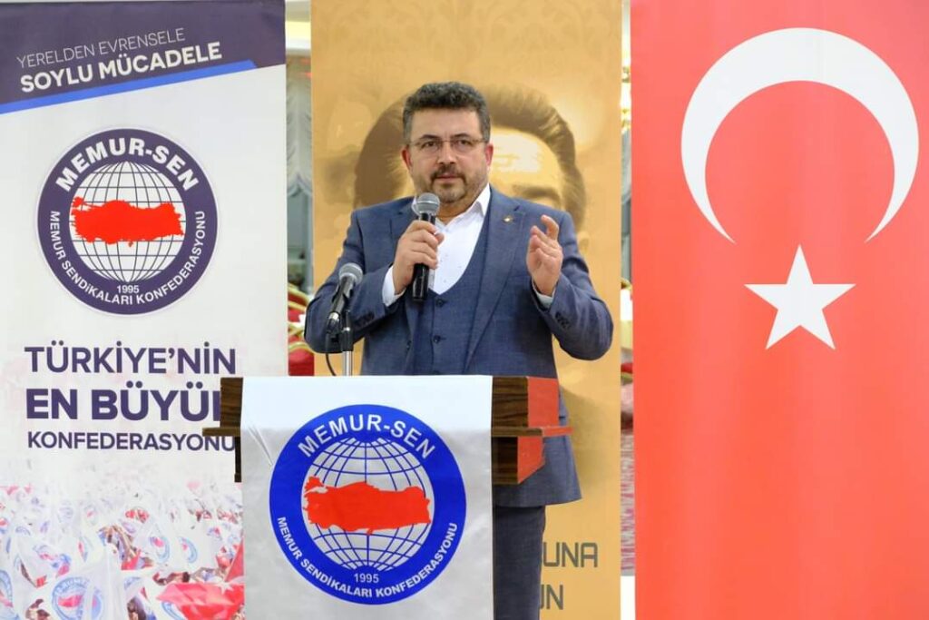 ACAR, “MEHMET AKİF ERSOY GÖNLÜMÜZDE TAHT KURMUŞTUR”