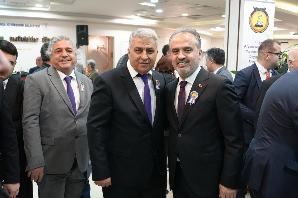 AFYONKARAHİSARLILAR’DAN DAYANIŞMA GECESİ
