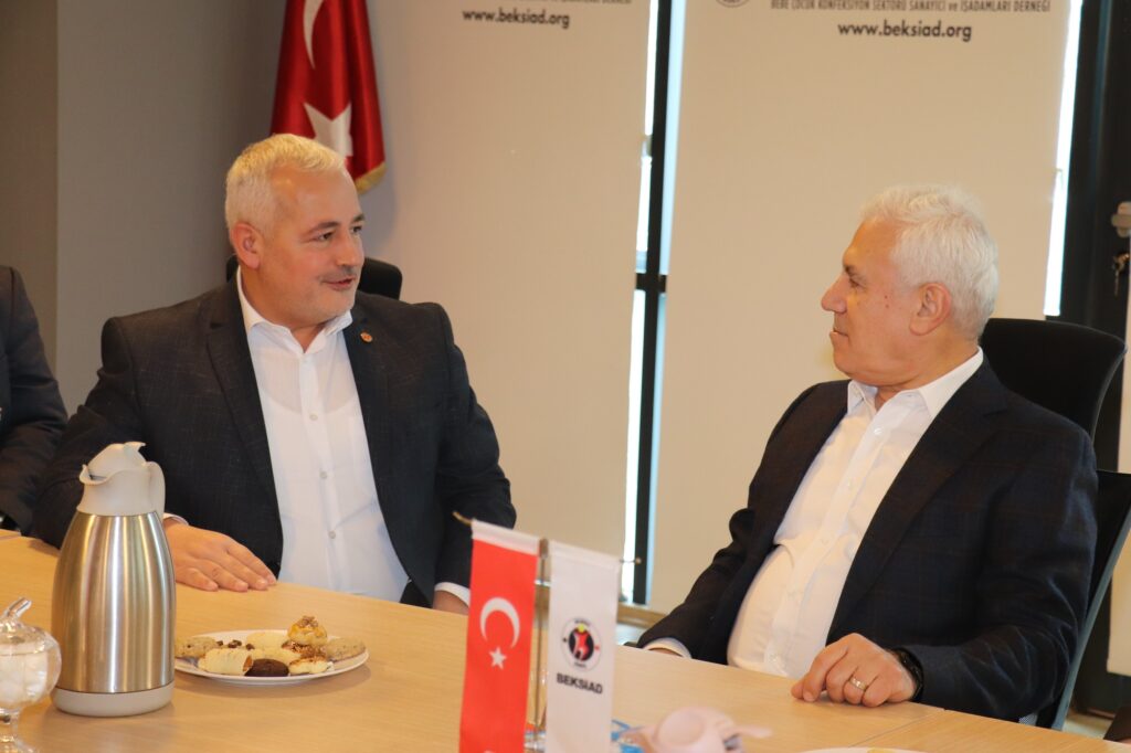 BEKSİAD, MUSTAFA BOZBEY’İ KONUK ETTİ