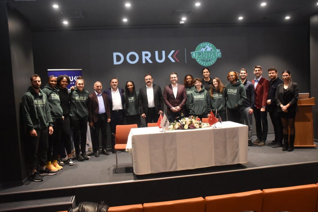 DORUK HASTANELERİ’NDEN KADIN BASKETBOLCULARA DESTEK