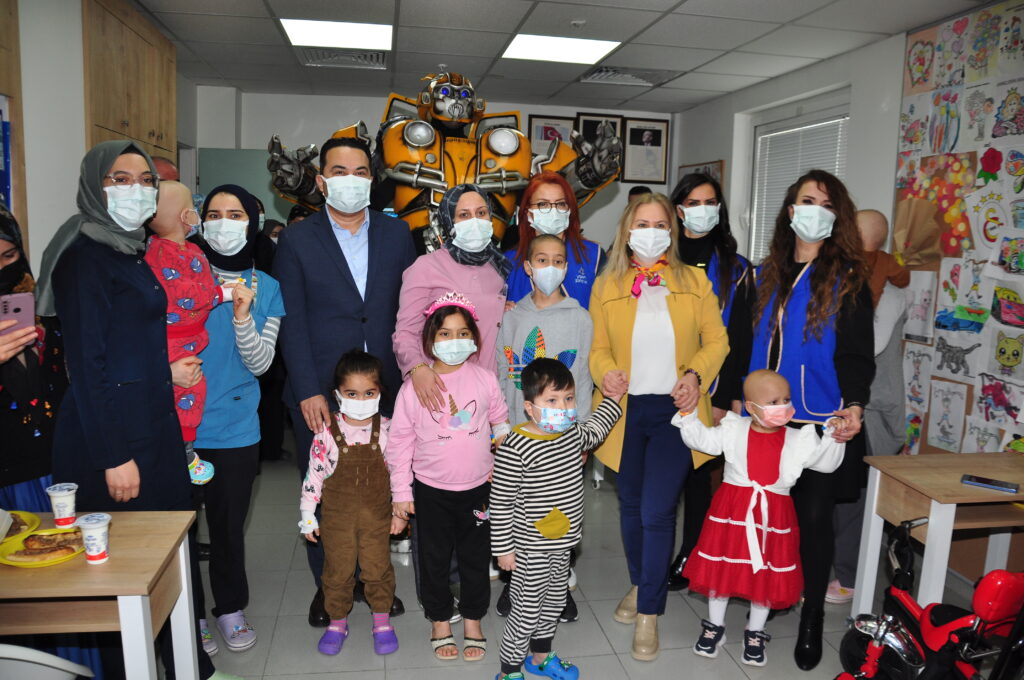Kanser Hastası  Çocuklara YASAV Morali