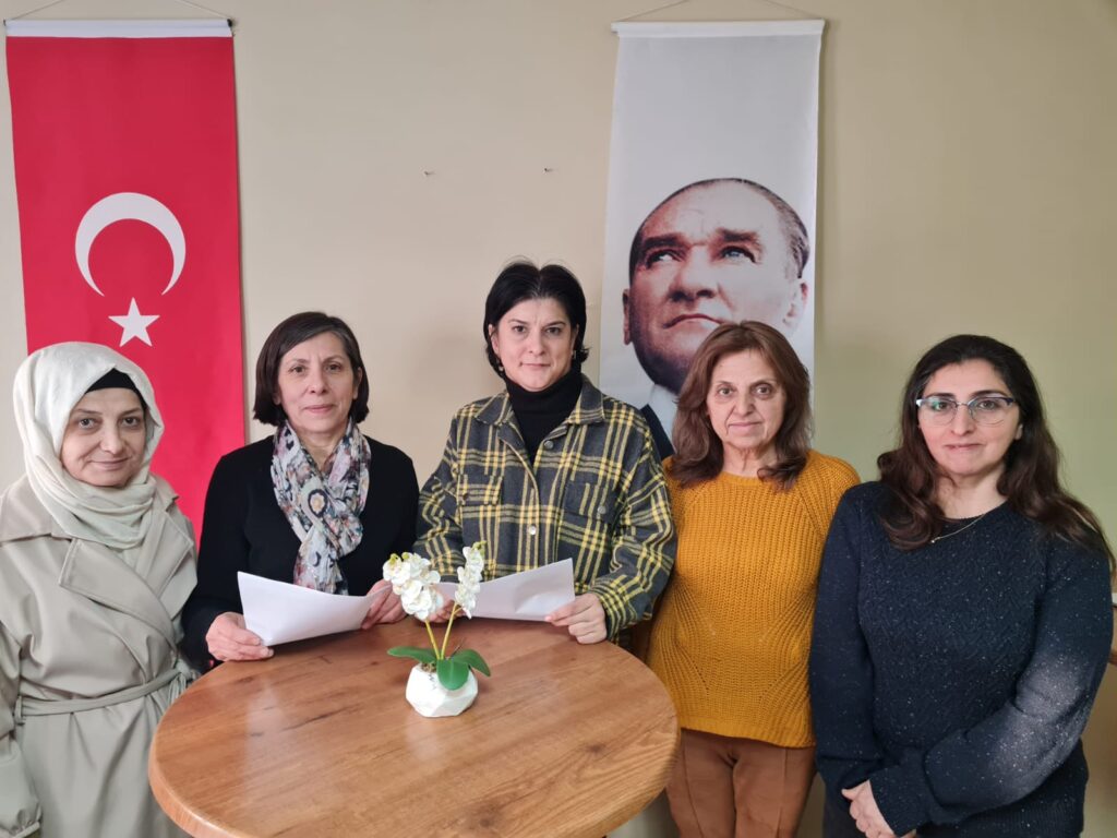 “PLANLI TARIM ÜRETİMİNE GEÇİŞTE KADINLARIMIZA ALAN AÇIN”