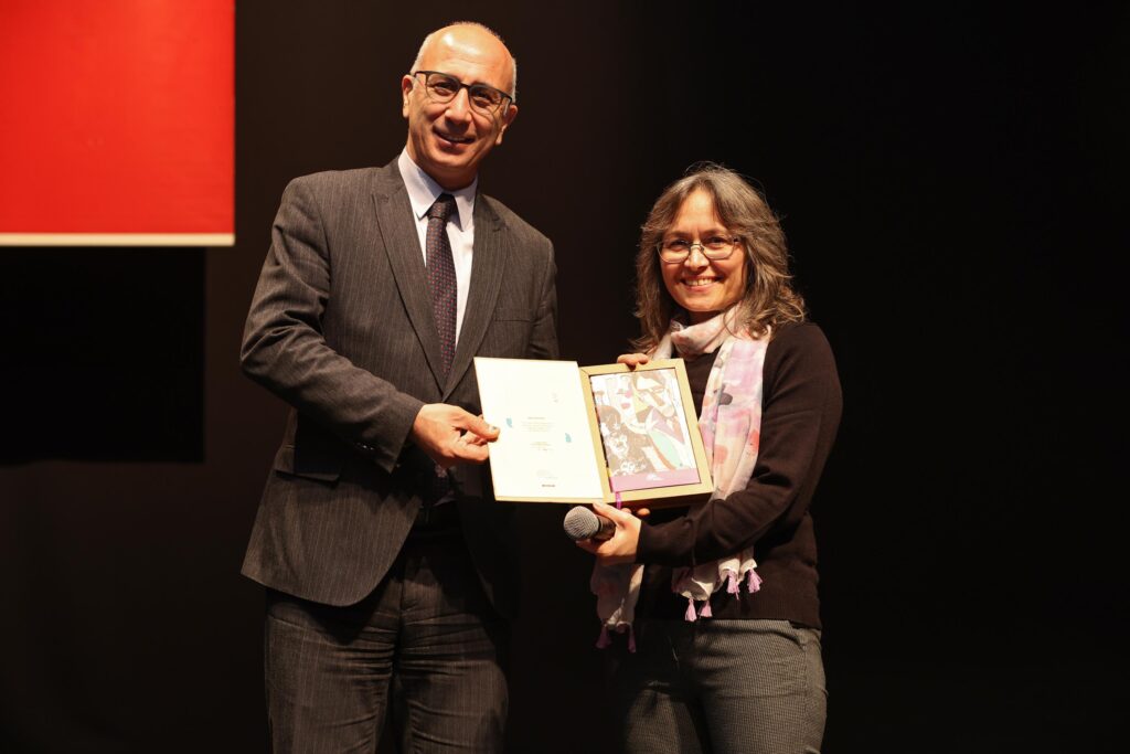 Yazar Niran Elçi çocuklara hikaye anlattı