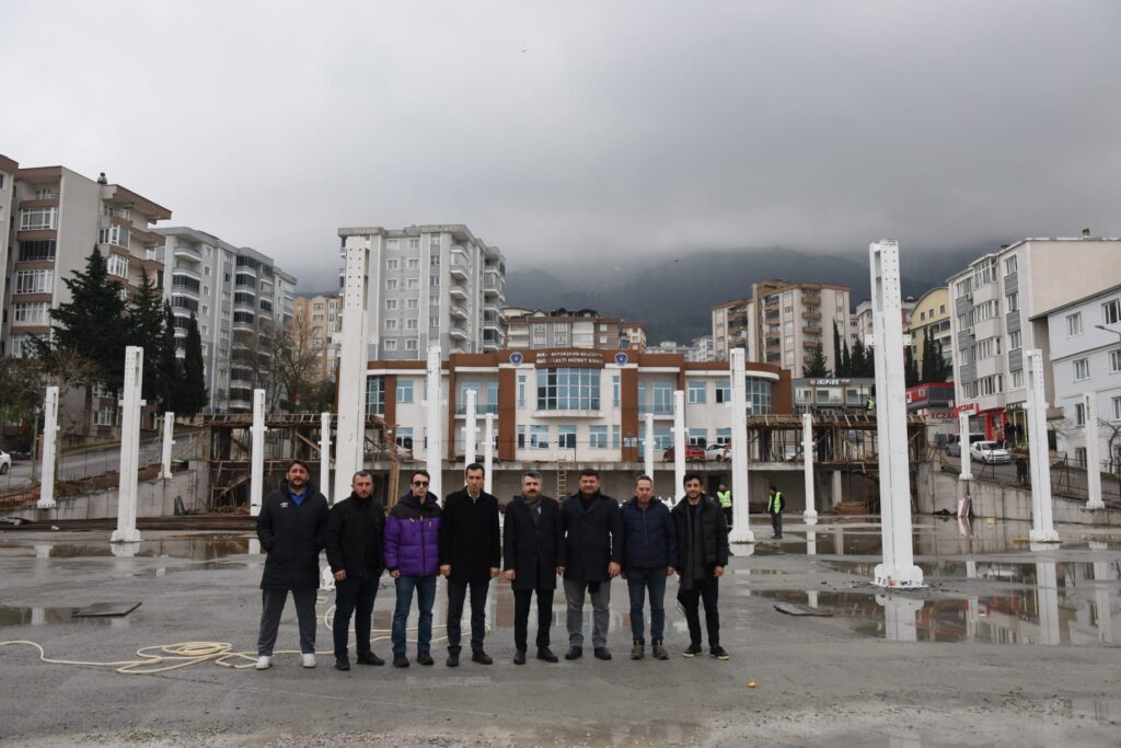 BAŞKAN YILMAZ BAĞLARALTI PAZAR YERİ’Nİ İNCELEDİ