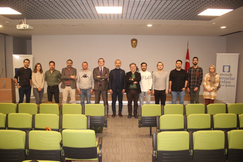 GENÇ MİMARLARA PROJE VE ŞANTİYE YÖNETİMİNİN PÜF NOKTALARI ANLATILDI…