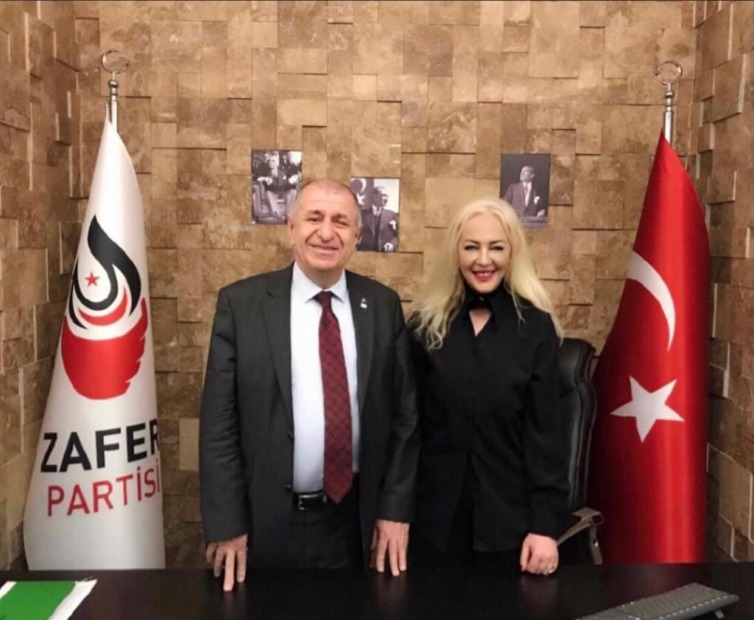 Nilüfer Toprakçı, “Ne Mutlu Şanlı Zaferi Kutlayabilene”