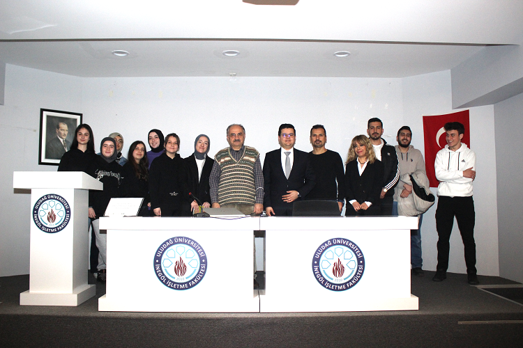 “DIŞ TİCARET BÜYÜK FIRSATLAR BARINDIRIYOR”