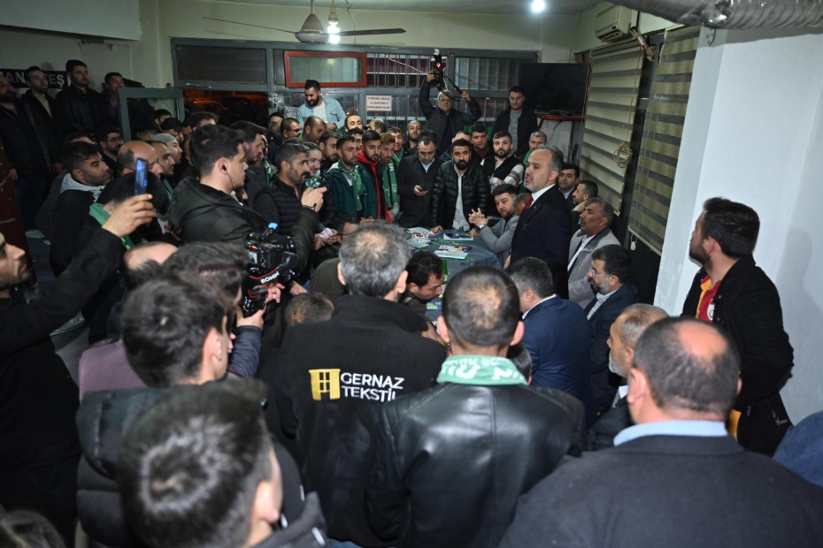 Başkan Aktaş, sahuru gençlerle yaptı