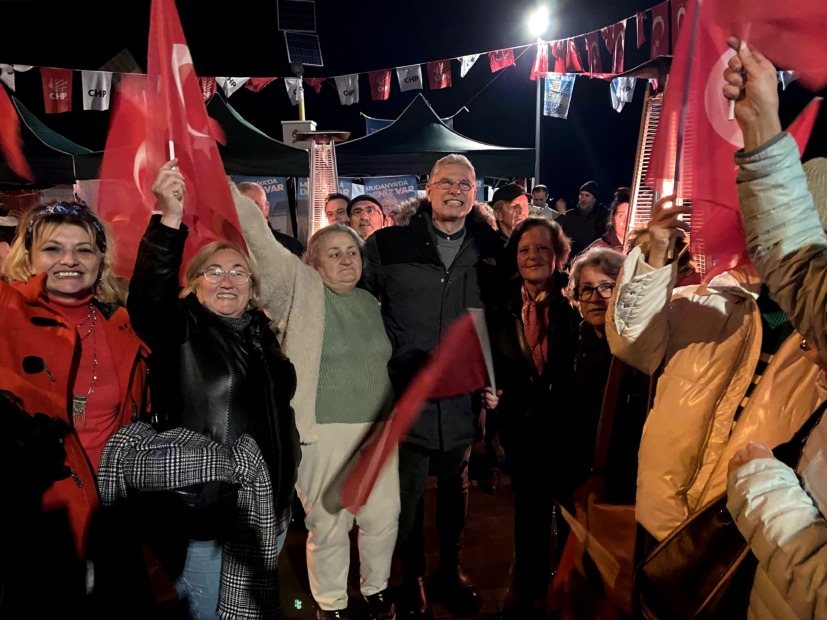 SOĞUK HAVAYA ALDIRMADILAR, DENİZ DALGIÇ’A DESTEĞE GELDİLER