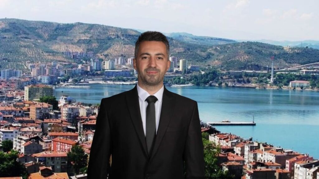 Sedat Akkuş “Gemlik Halkına Teşekkür Ediyorum”