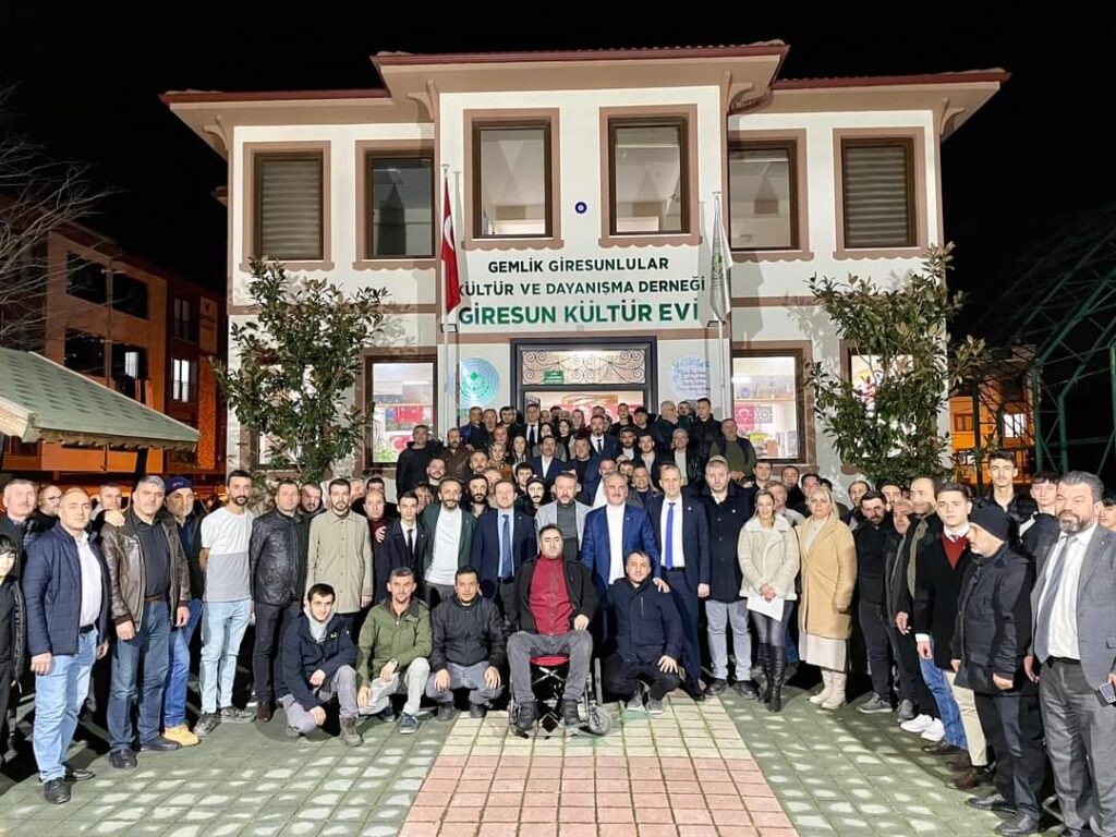 Refik Yılmaz’a İlgi Salona Sığmadı