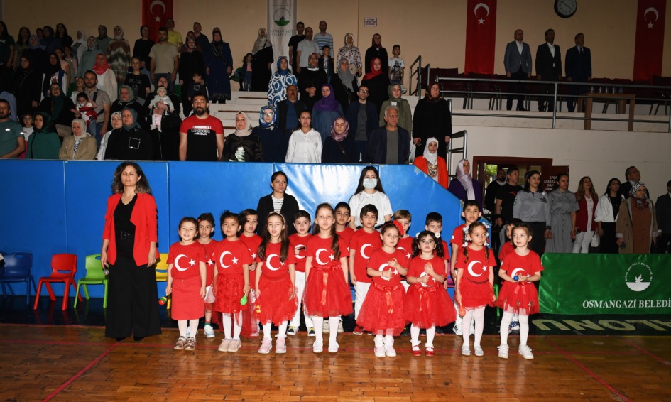 23 Nisan Çocuk Şenliği, minik öğrencilerin gösterileriyle son buldu