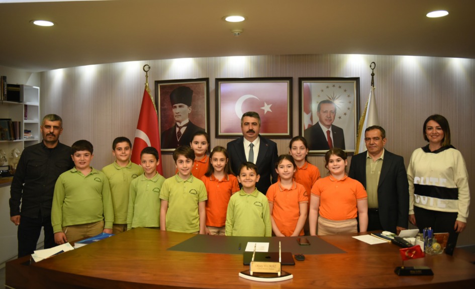 23 NİSAN’DA MAKAM ÇOCUKLARIN