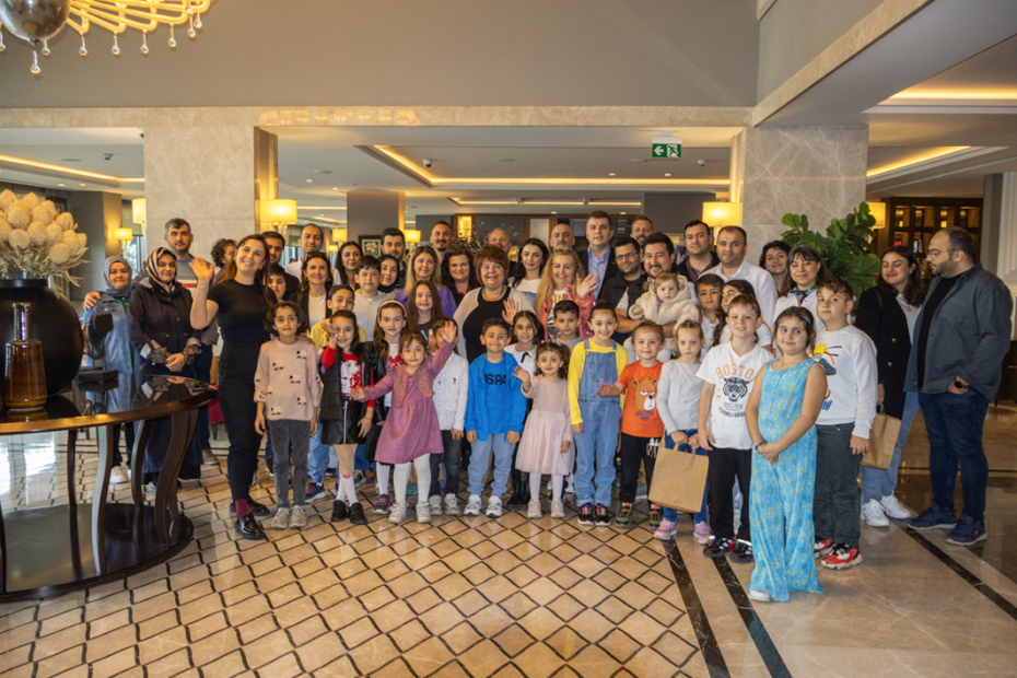 Minik Yeşilova’lılar  23 Nisan’ı coşkuyla kutladı