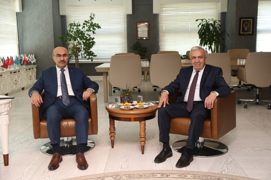 Vali Mahmut Demirtaş’tan Başkan Şadi Özdemir’e ziyaret