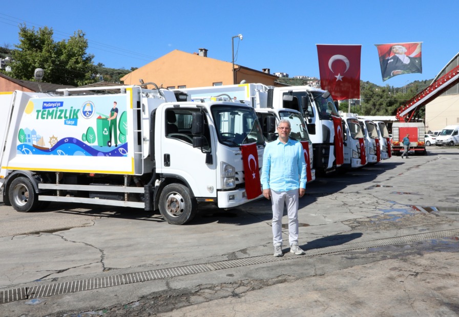 MUDANYA’DA TEMİZLİK FİLOSU YENİ ARAÇLARLA GÜÇLENDİ
