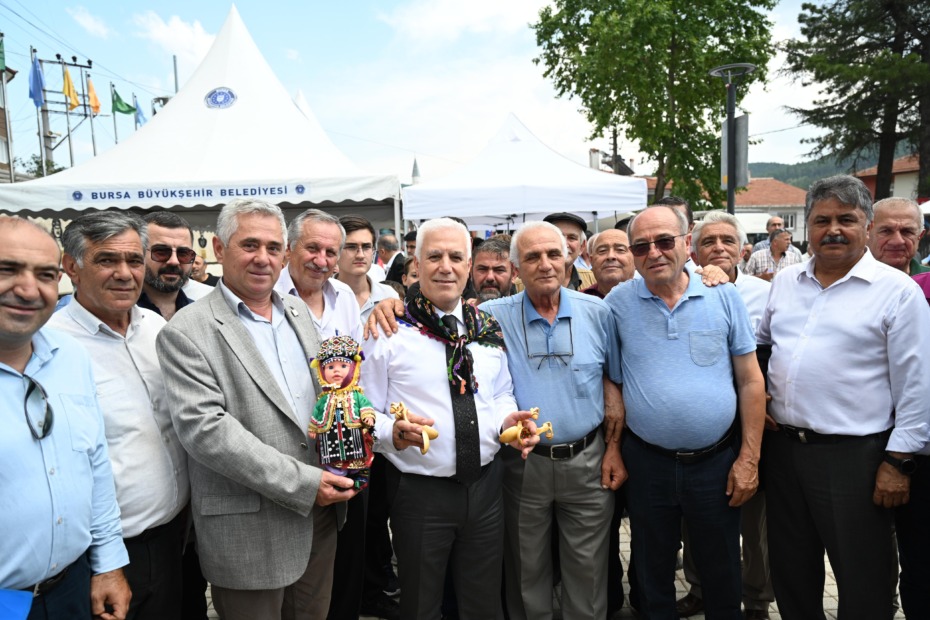 Bursa belediyeciliği, tüm ülkeye örnek olacak 