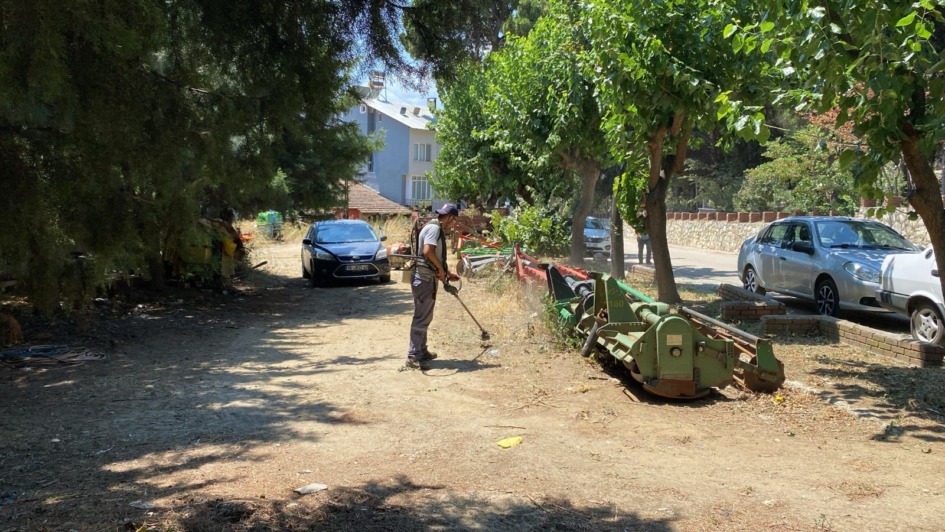 Park ve Bahçeler Müdürlüğünden Yoğun Mesai