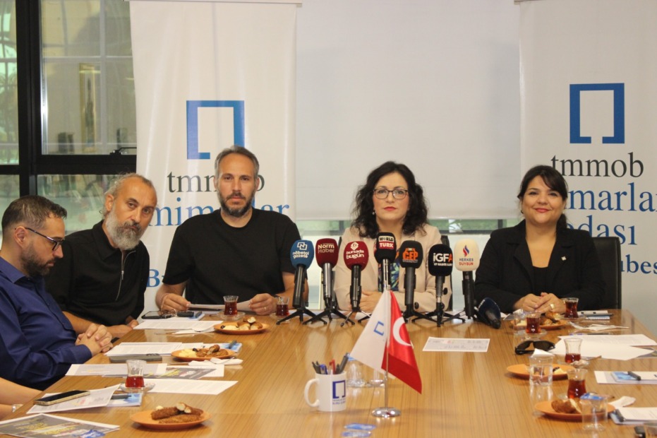 MİMARALARDAN ÇARPICI UYARI: MARMARA DEPREMİ BEKLİYOR!..