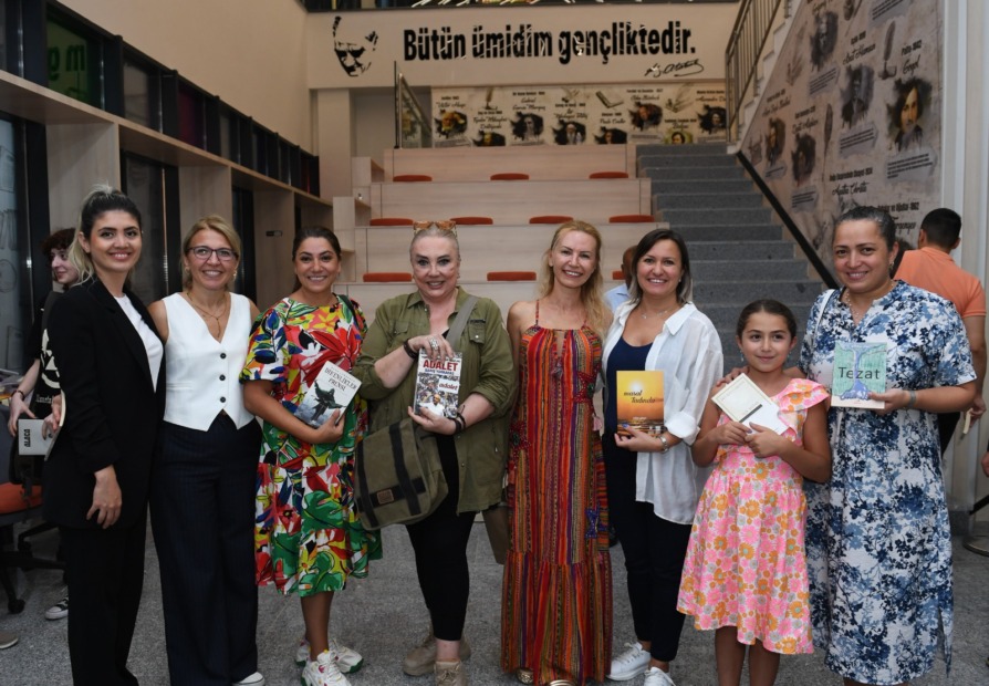 Bursalı kitapseverler, Osmangazi’de buluştu