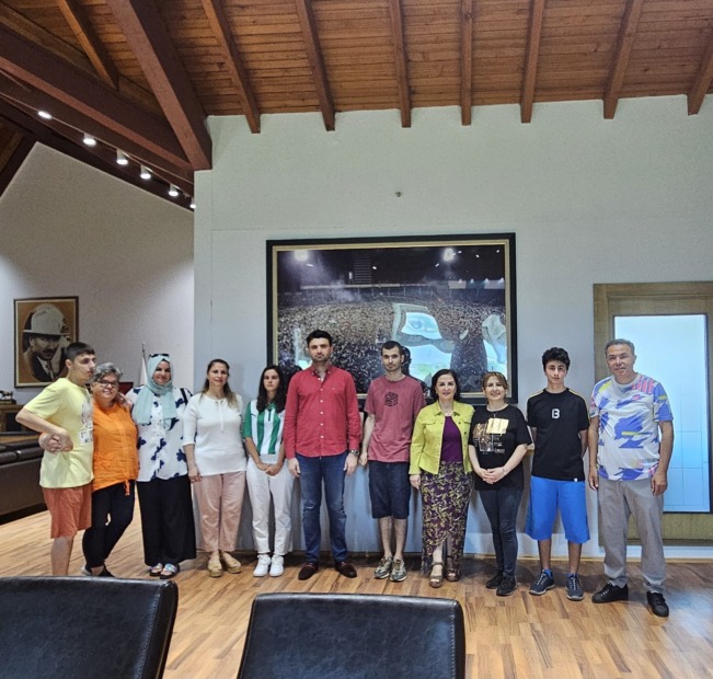 Mina Otizmle Yaşam Derneği’nden Bursa Spora El Emeği Göz Nuru Destek