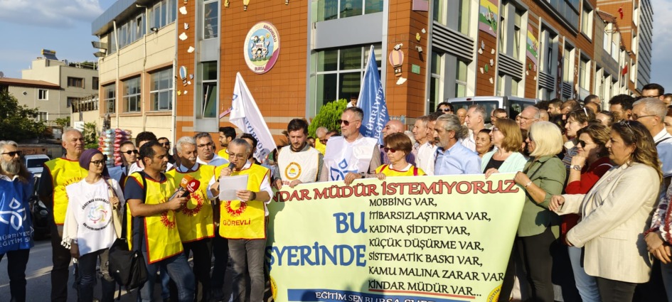 Eğitim Sen Bursa; “Haddini Bil Kindar Müdür”