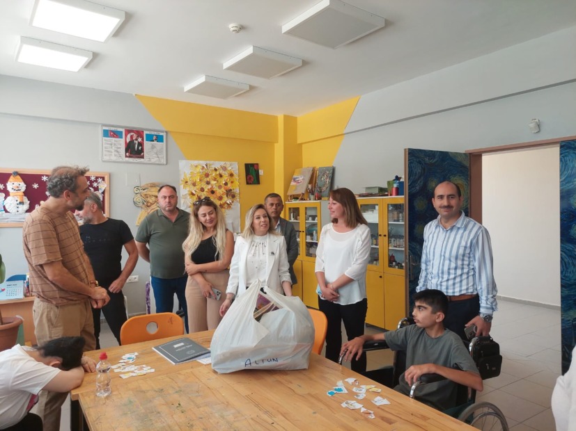 Gemlik Kent Konseyi Engelsiz Meclisi Özel Çocukları Eğitimde Yalnız Bırakmadı