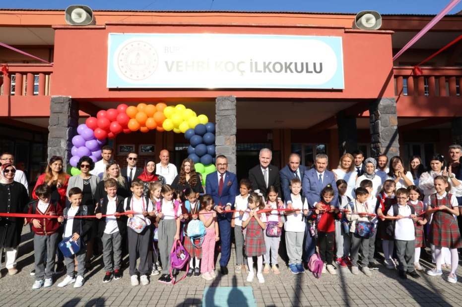 İLK DERS ZİLİNİ PROTOKOL ÇALDI